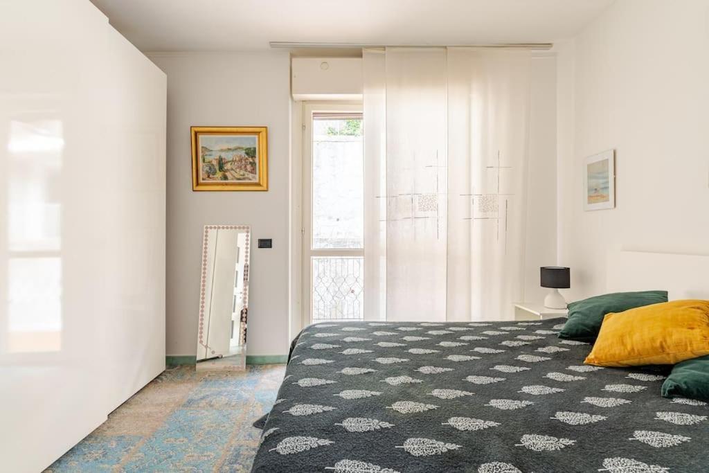 Thekeystudio, La Casa Del Mare Azzurro With Seaview Ventimiglia Exterior foto